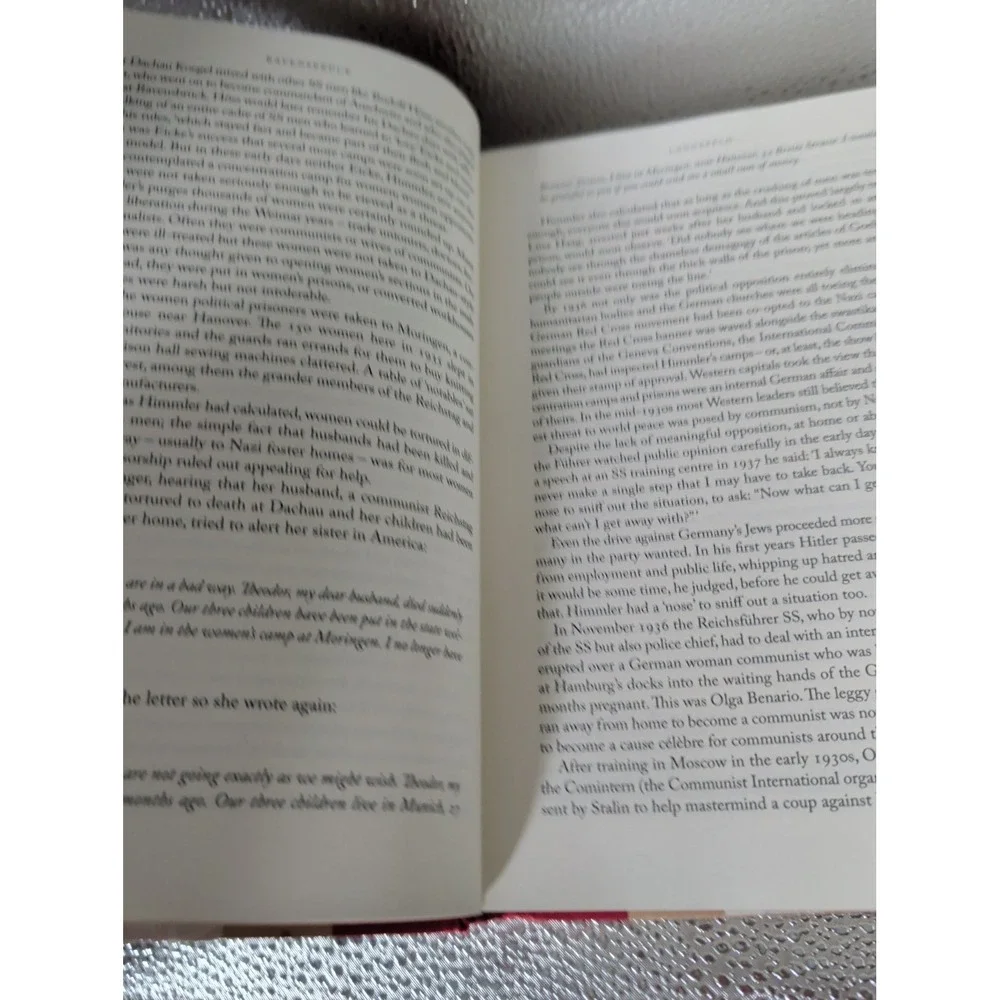 Sarah‎ Helm Ravensbrück Life & Death in Hitler's Concentration Camp for Women HC